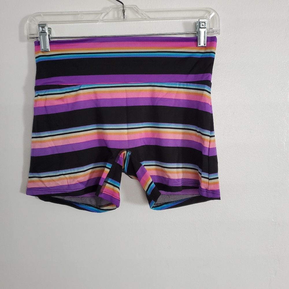 K-deer Shorts 4" Inseam Striped Shorts Size Small